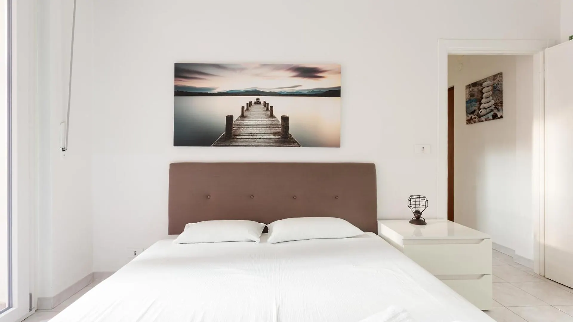 Apartment Corvetto M3 - Bright Apt. With Balcony! Milan